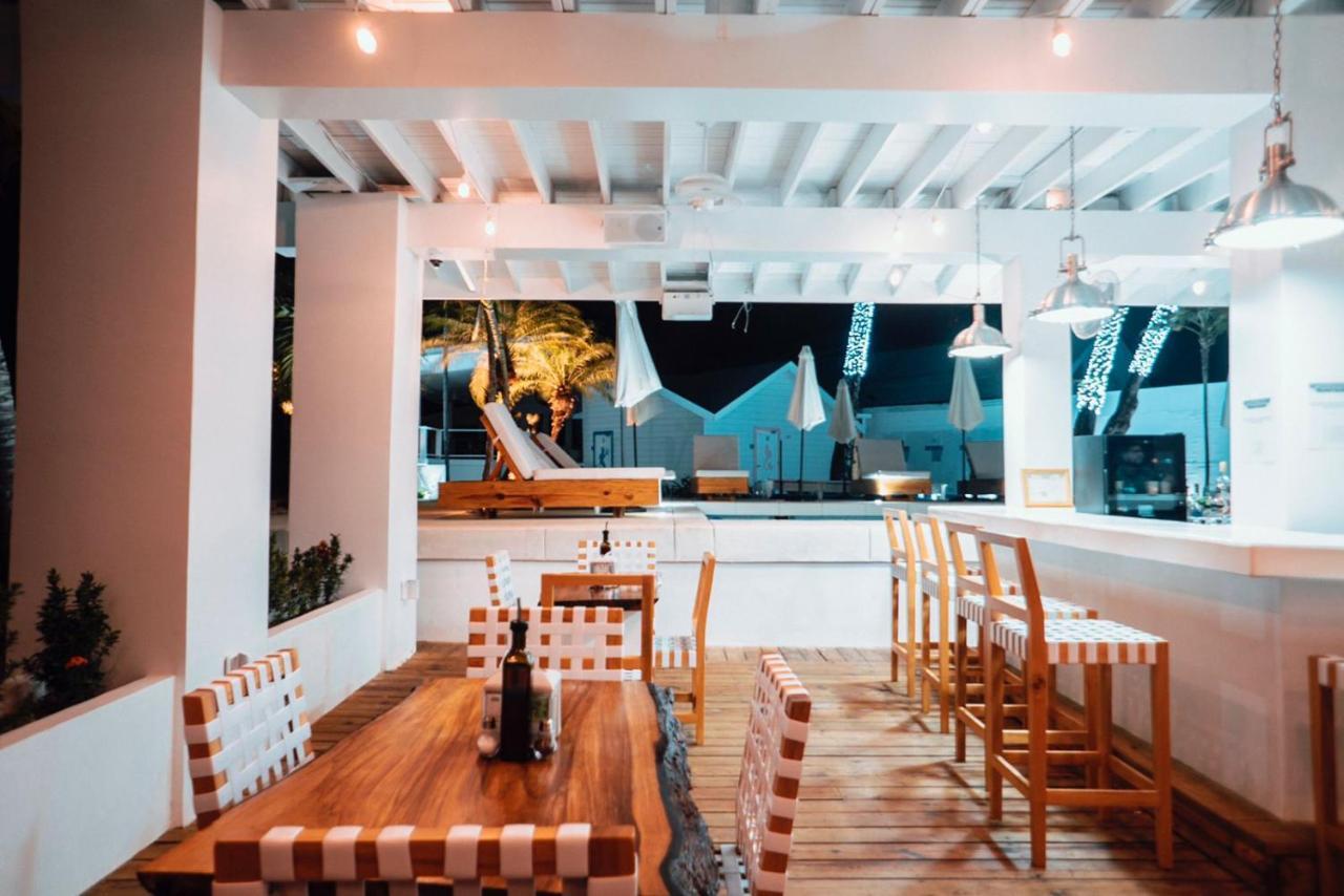 Luna Beach Luxury Boutique Beach Front Resort Jobs Bight Extérieur photo
