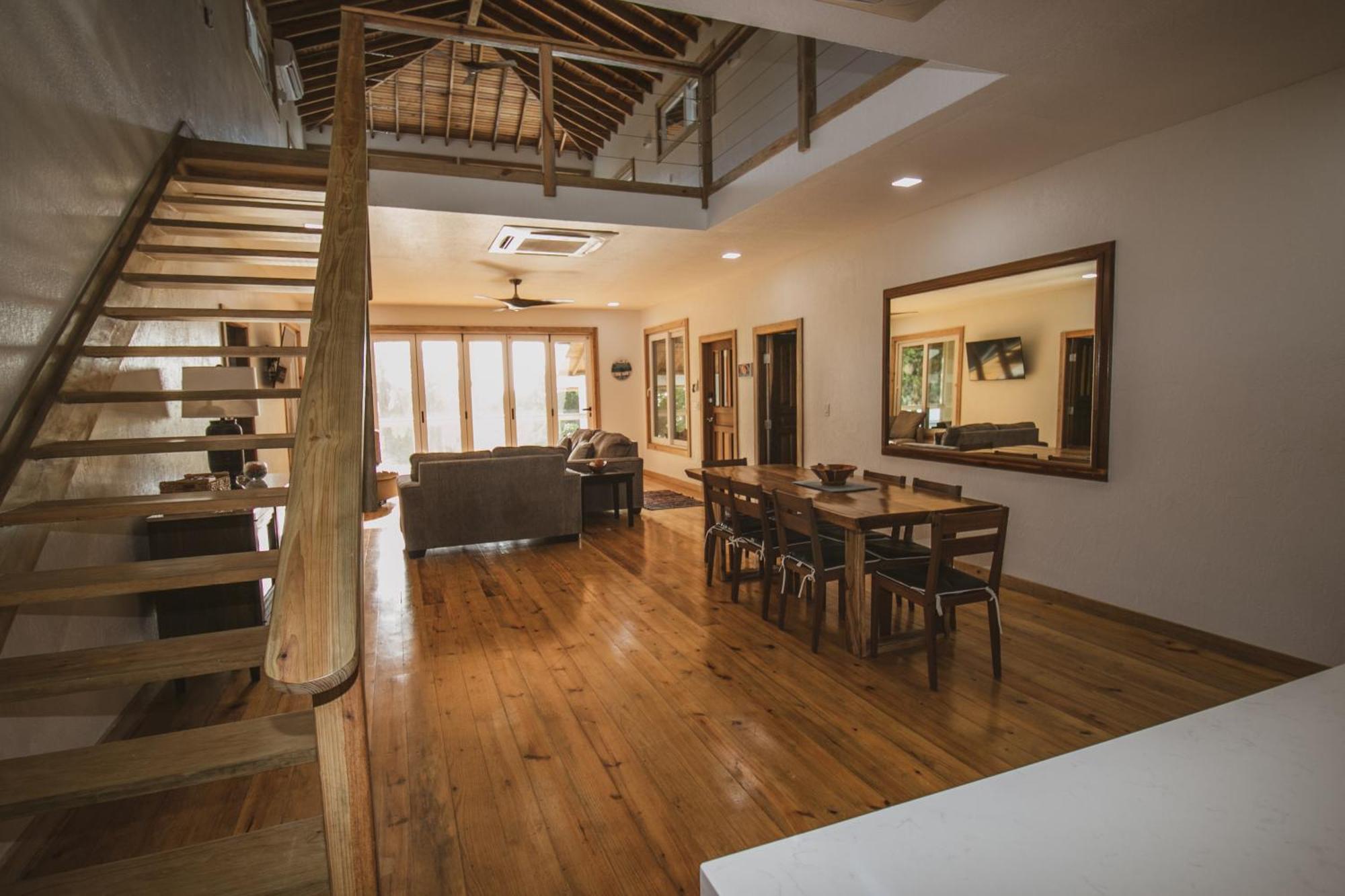 Luna Beach Luxury Boutique Beach Front Resort Jobs Bight Extérieur photo