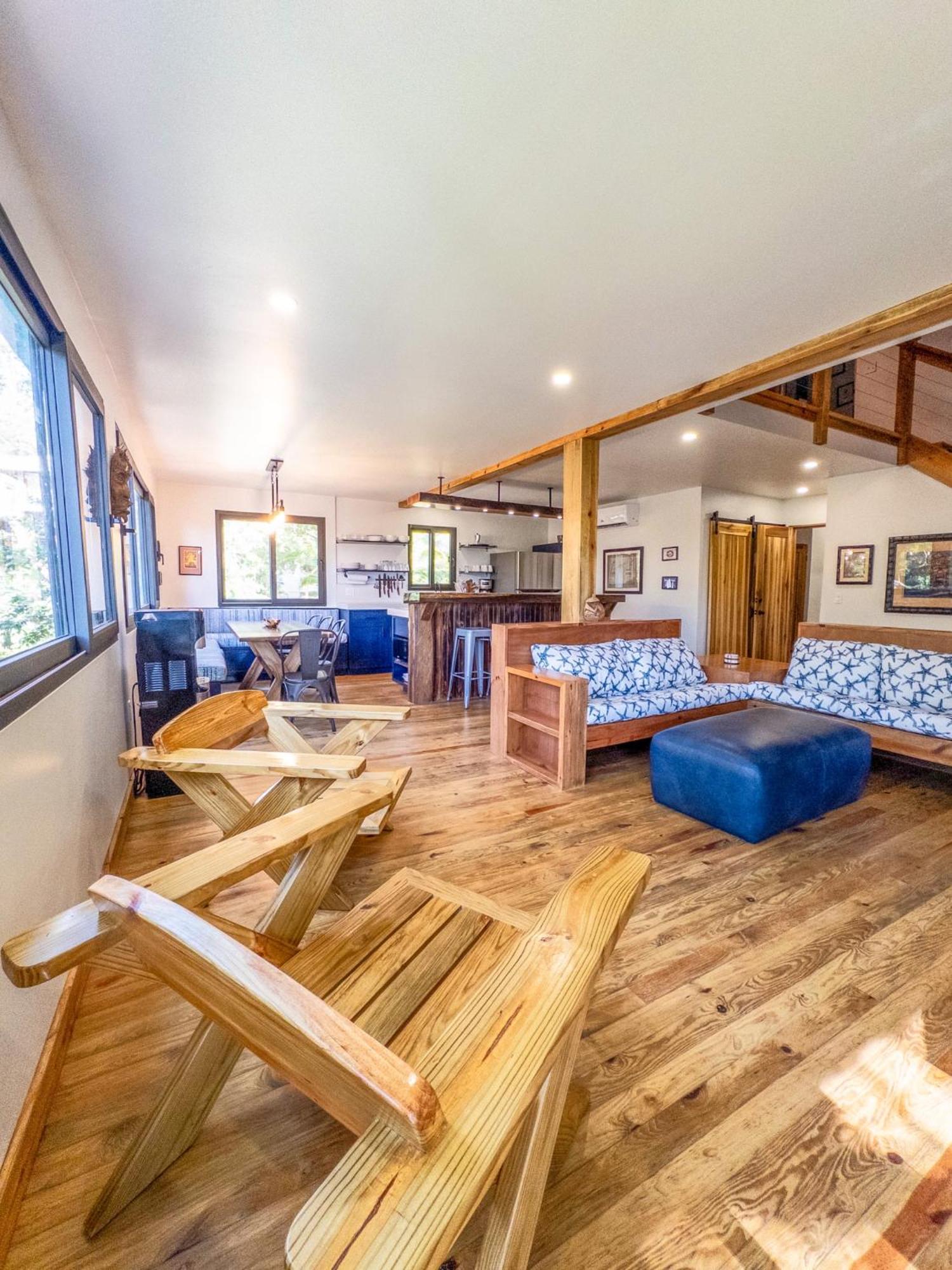 Luna Beach Luxury Boutique Beach Front Resort Jobs Bight Extérieur photo